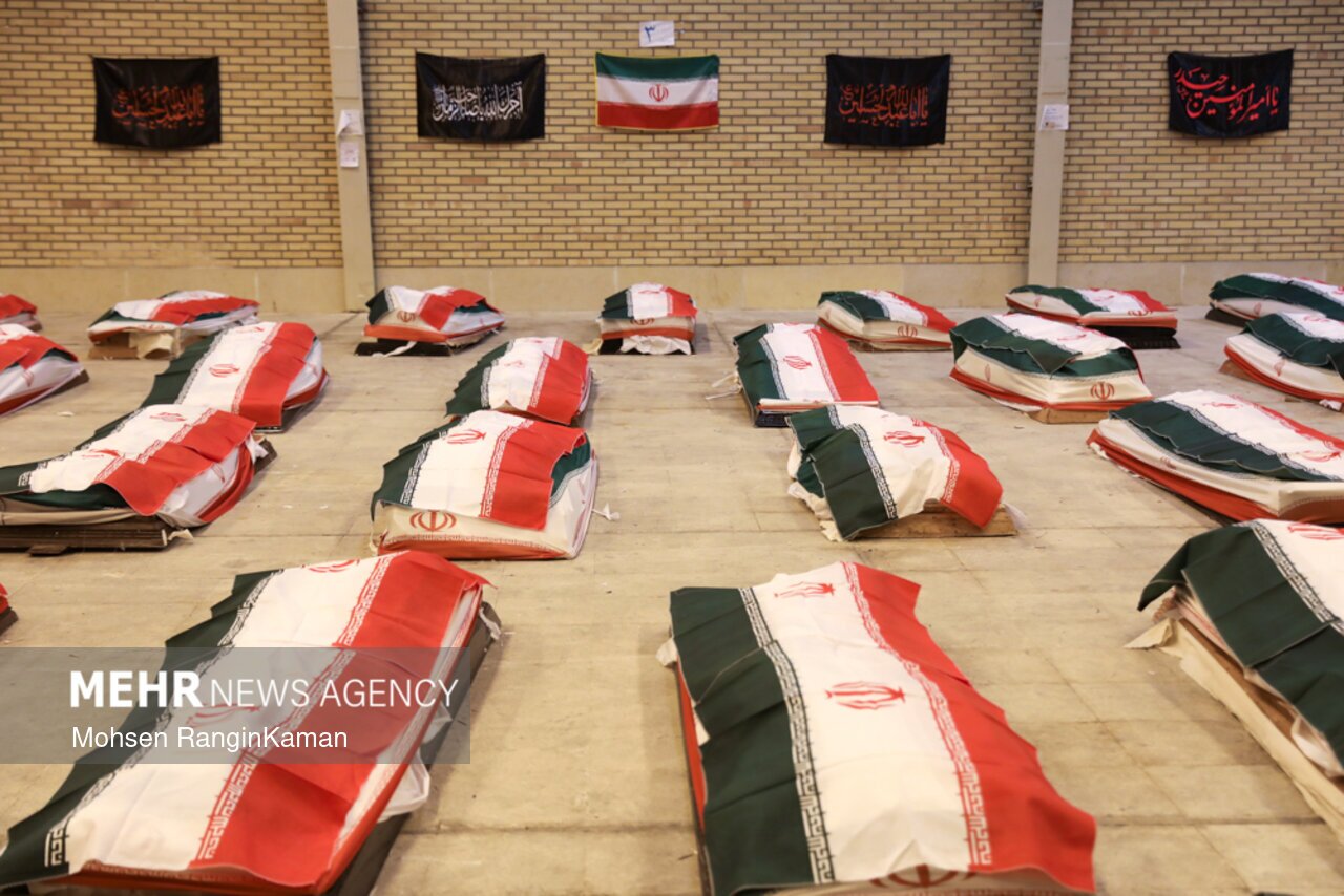 تصاویری دردناک از پیکر‌های شهدای ناو دنا