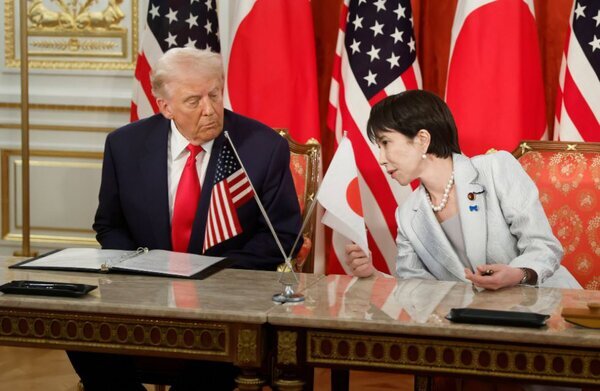 نخست‌وزیر ژاپن: توکیو برای توقف تنش در منطقه با آمریکا و ایران در تماس است