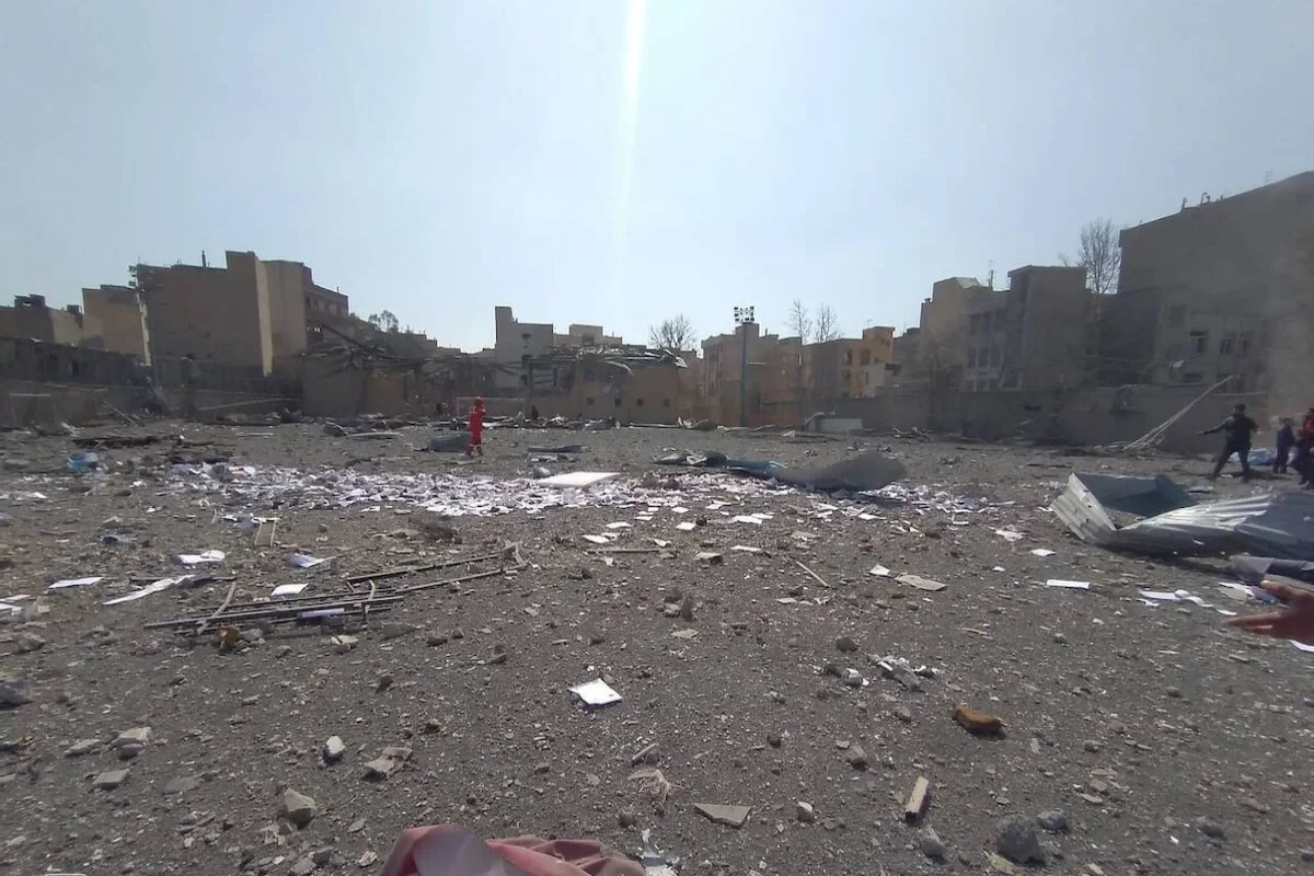 مجموعه ورزشی شهید پناهی تهران درپی حملات هوایی دشمن تخریب شد