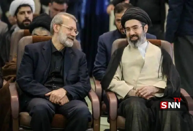 عکس/ لاریجانی در کنار آیت‌الله سید مجتبی خامنه‌ای