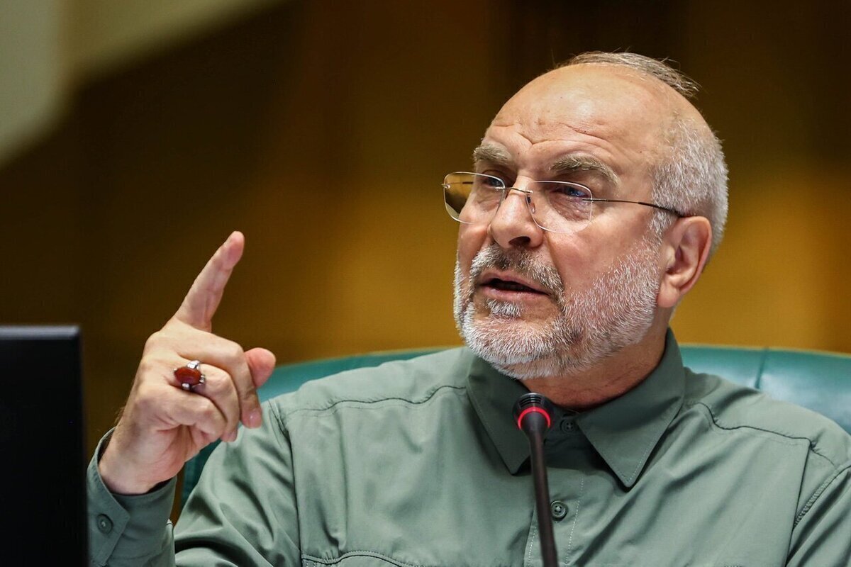 کنایه موشکی قالیباف به آمریکا به زبان انگلیسی