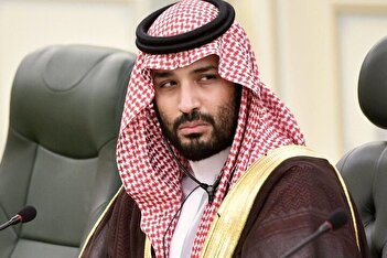 عکس/ بن‌سلمان با جلیقه ضدگلوله در مدینه منوره