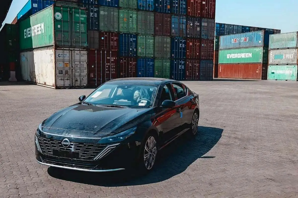 خودرو نیسان تیانا