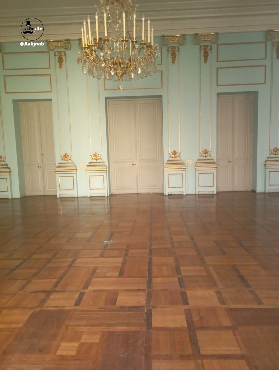 کاخ نیاوران