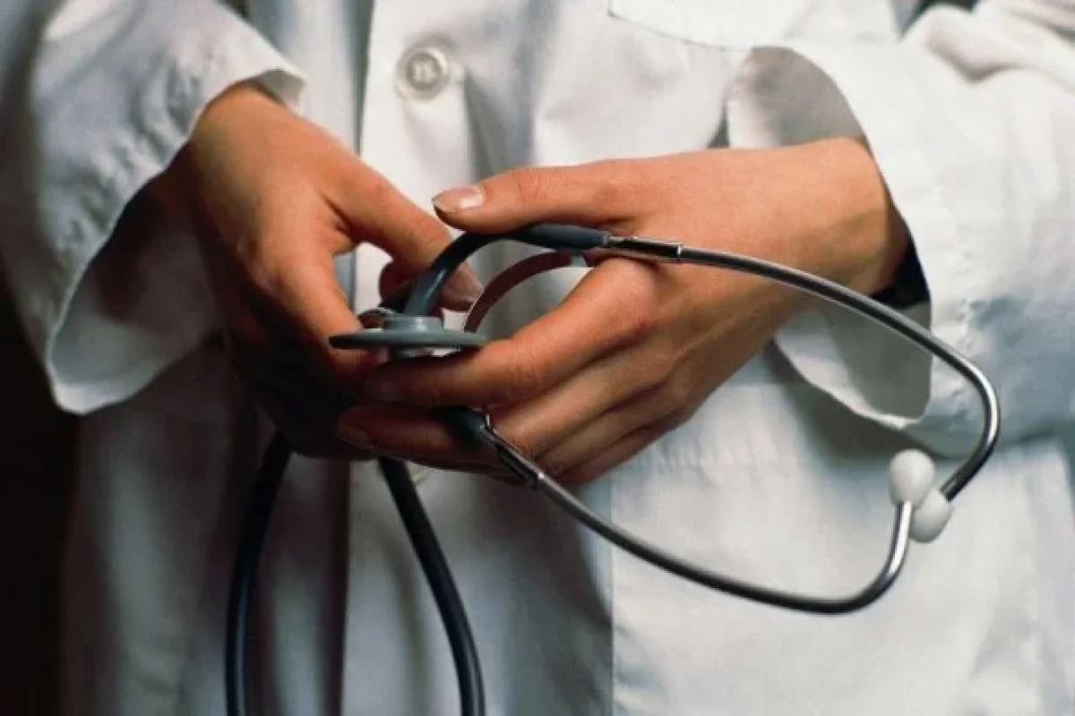 رئیس سازمان نظام پزشکی: بیش از ۳۰ هزار پزشک عمومی طبابت نمی‌کنند