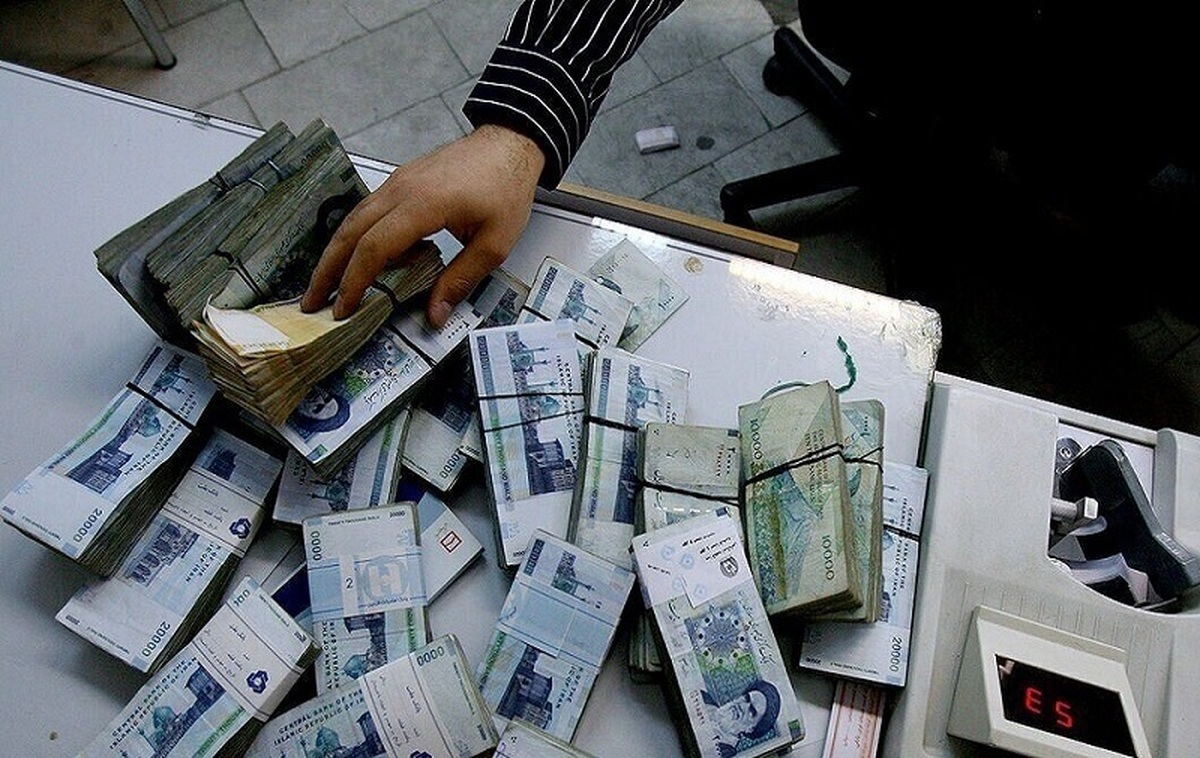 افزایش حقوق کارمندان