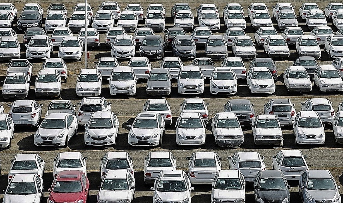 نوسانات قیمت خودرو در بازار