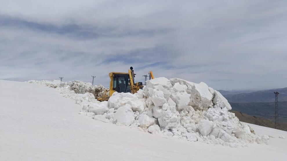 برف ۳ متری در ترکیه