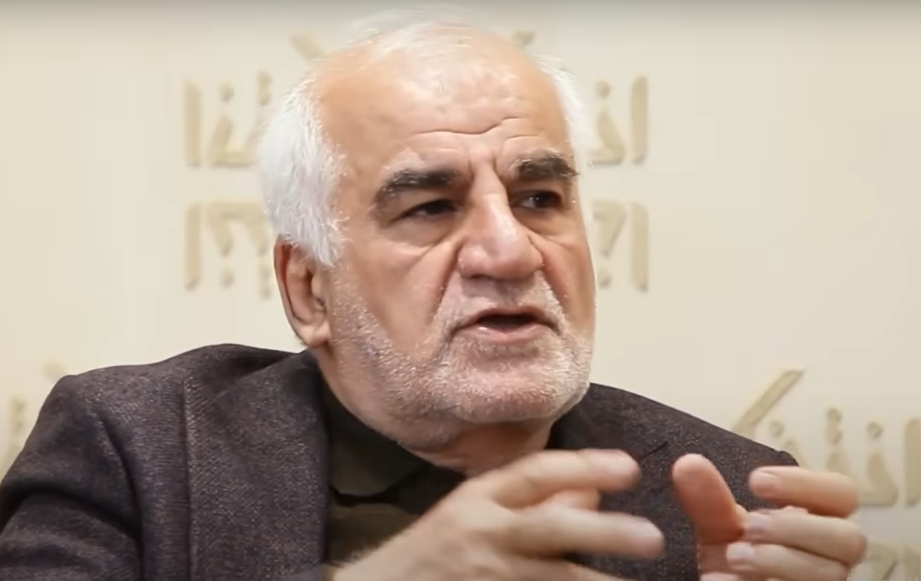 کشاورززاده، سفیر سابق ایران در پکن کشاورززاده، سفیر سابق ایران در پکن