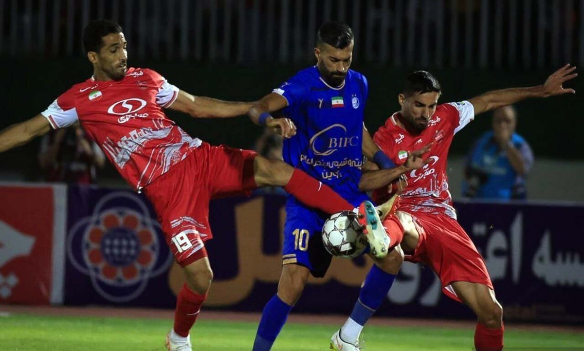 پرسپولیس و استقلال