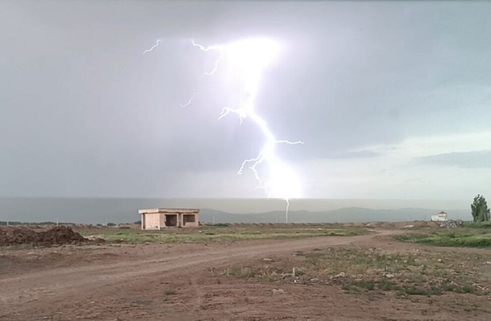 رعدوبرق در قزوین