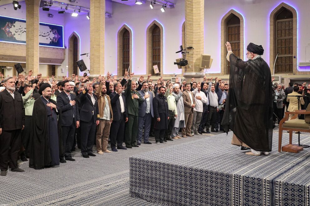 رهبر انقلاب