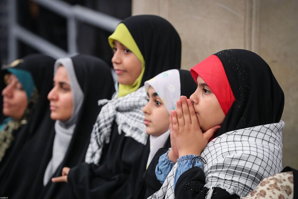 رهبر انقلاب