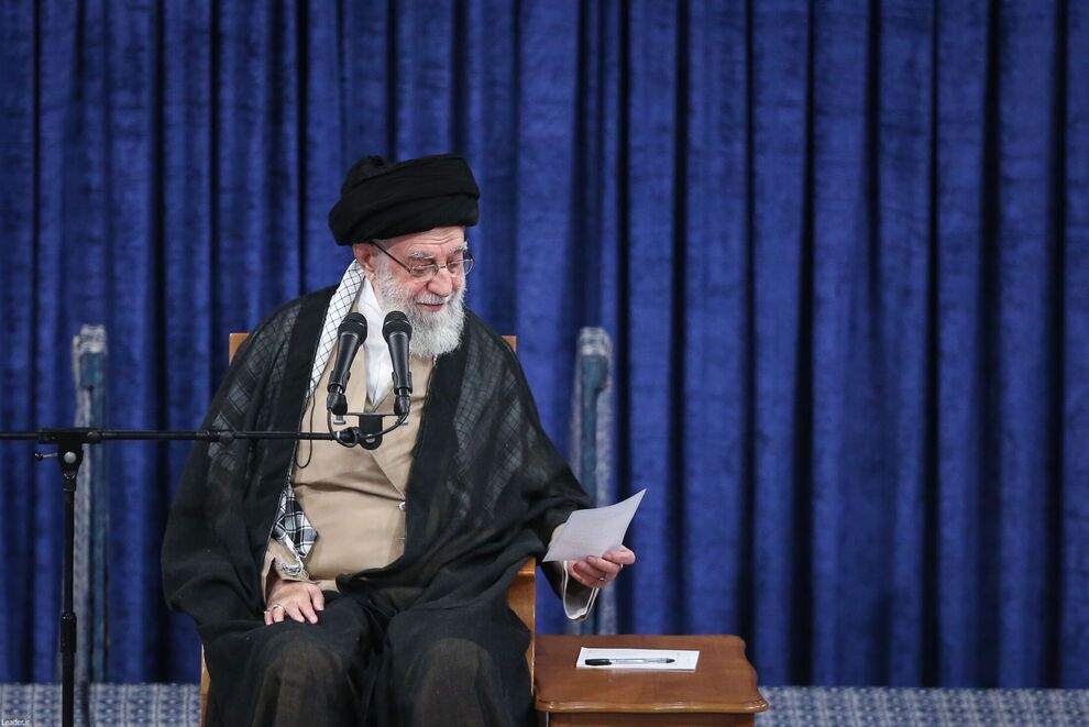 رهبر انقلاب