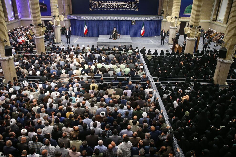 رهبر انقلاب