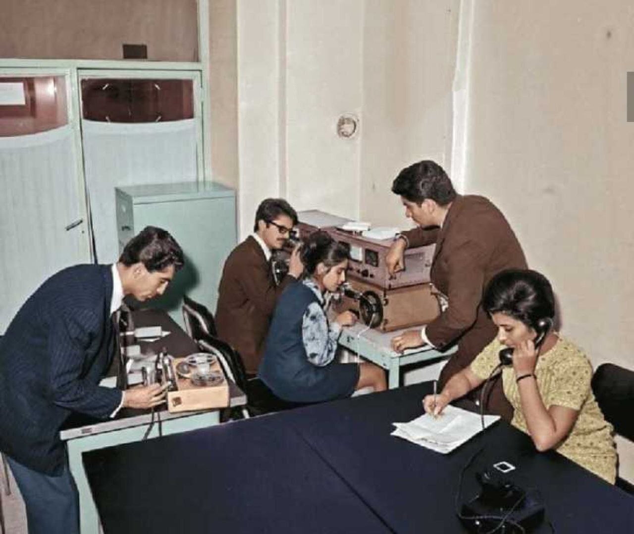 کارمندان خبرگزاری پارس