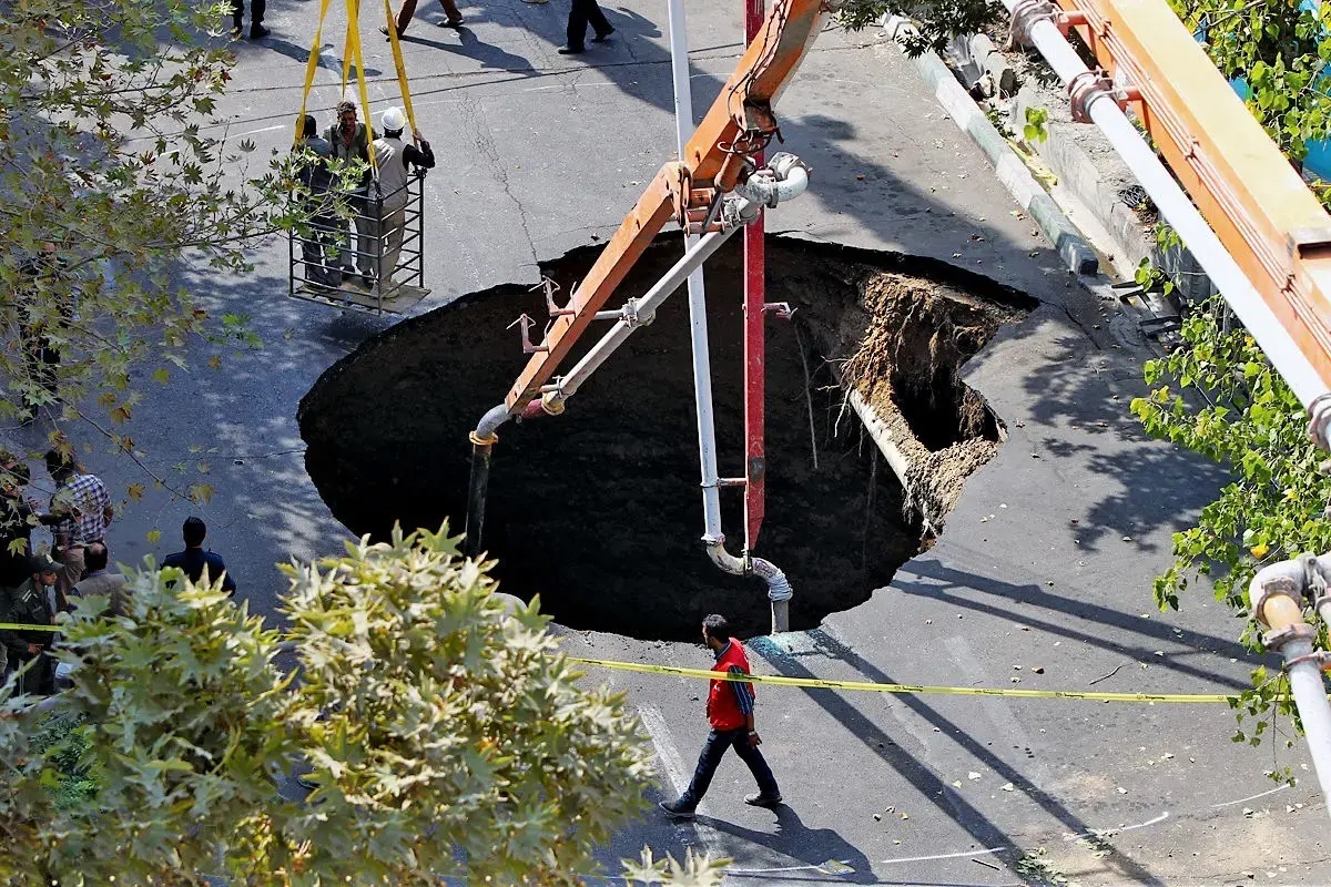 فرونشست زمین