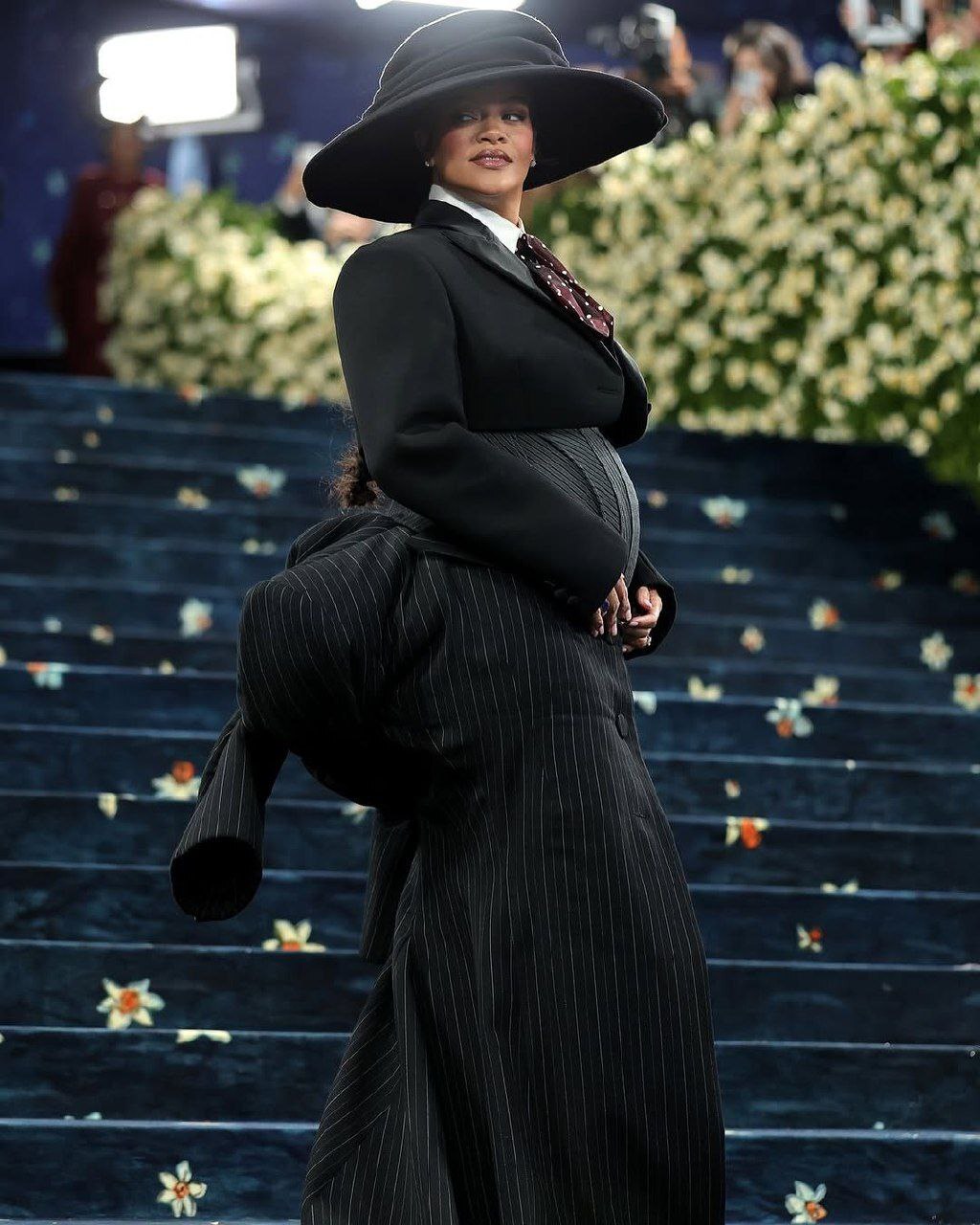 لباس بارداری ریحانا