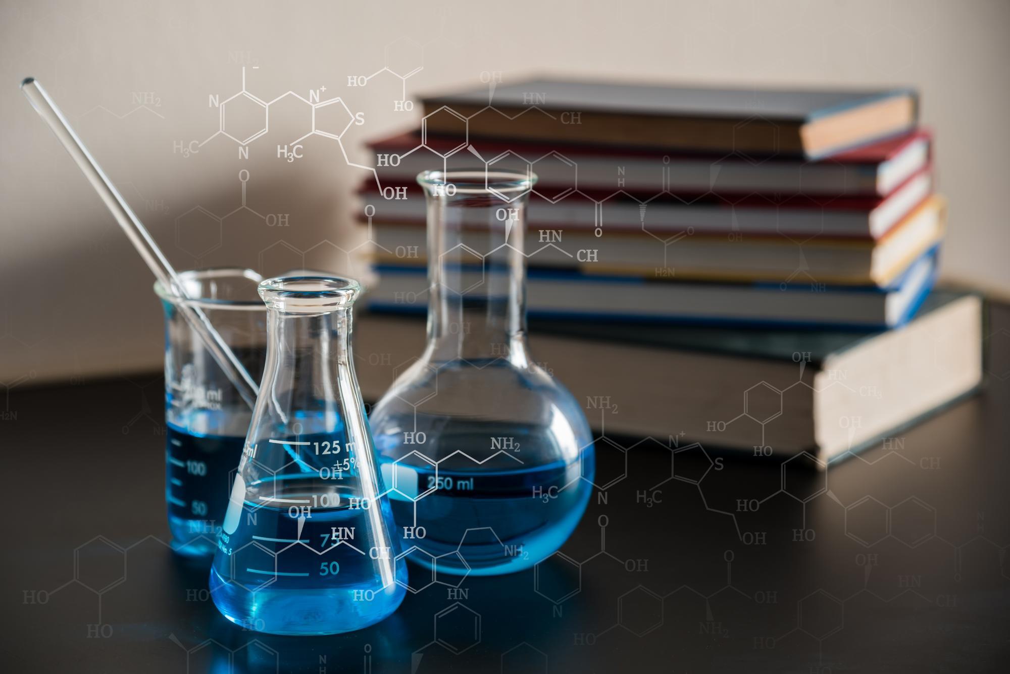 چگونه کارشناس شیمی شویم؟ راهنمای قدم به قدم برای ورود به این حرفه چگونه کارشناس شیمی شویم؟ راهنمای قدم به قدم برای ورود به این حرفه