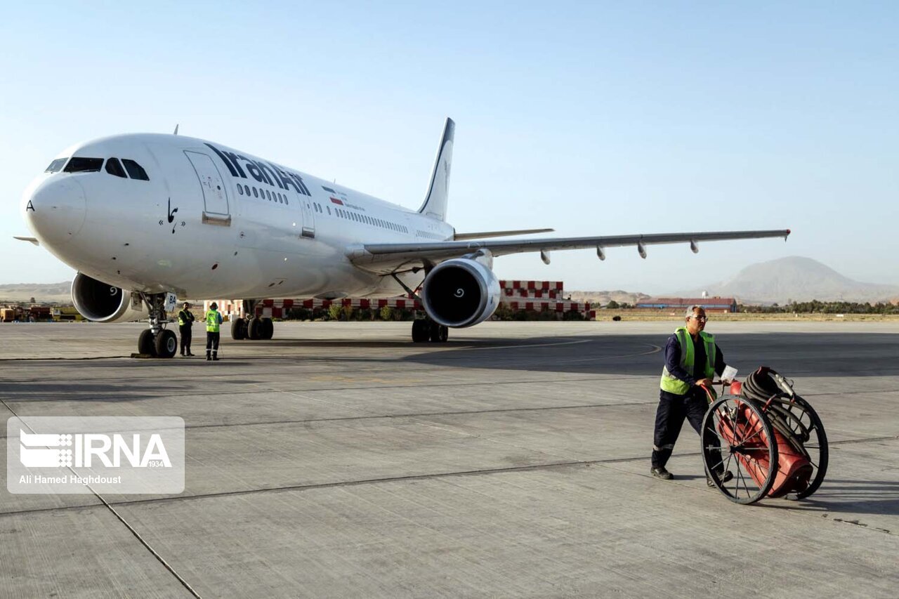 هواپیمای روی باند