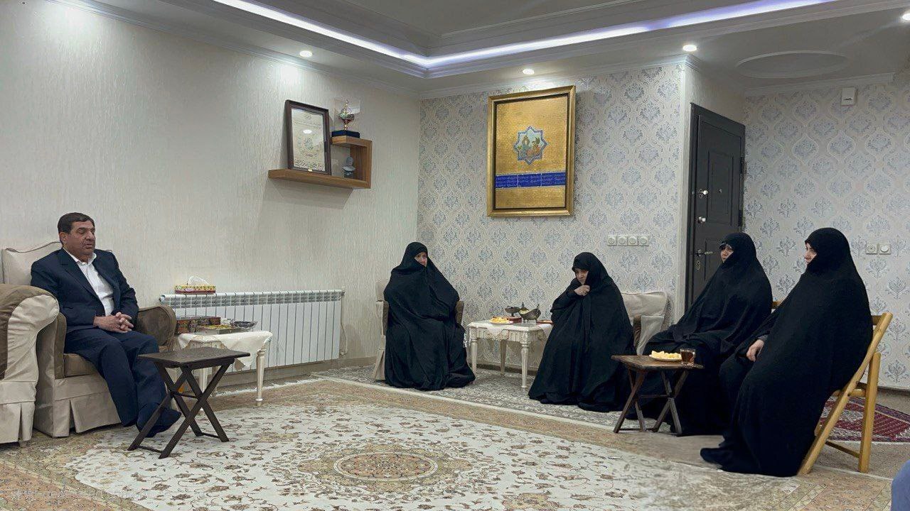 حضور مخبر در منزل رئیسی