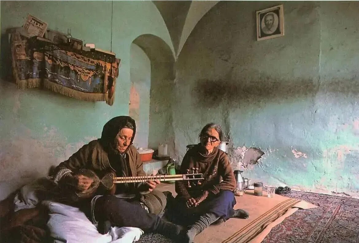 چهره زن کلیمی در تهران