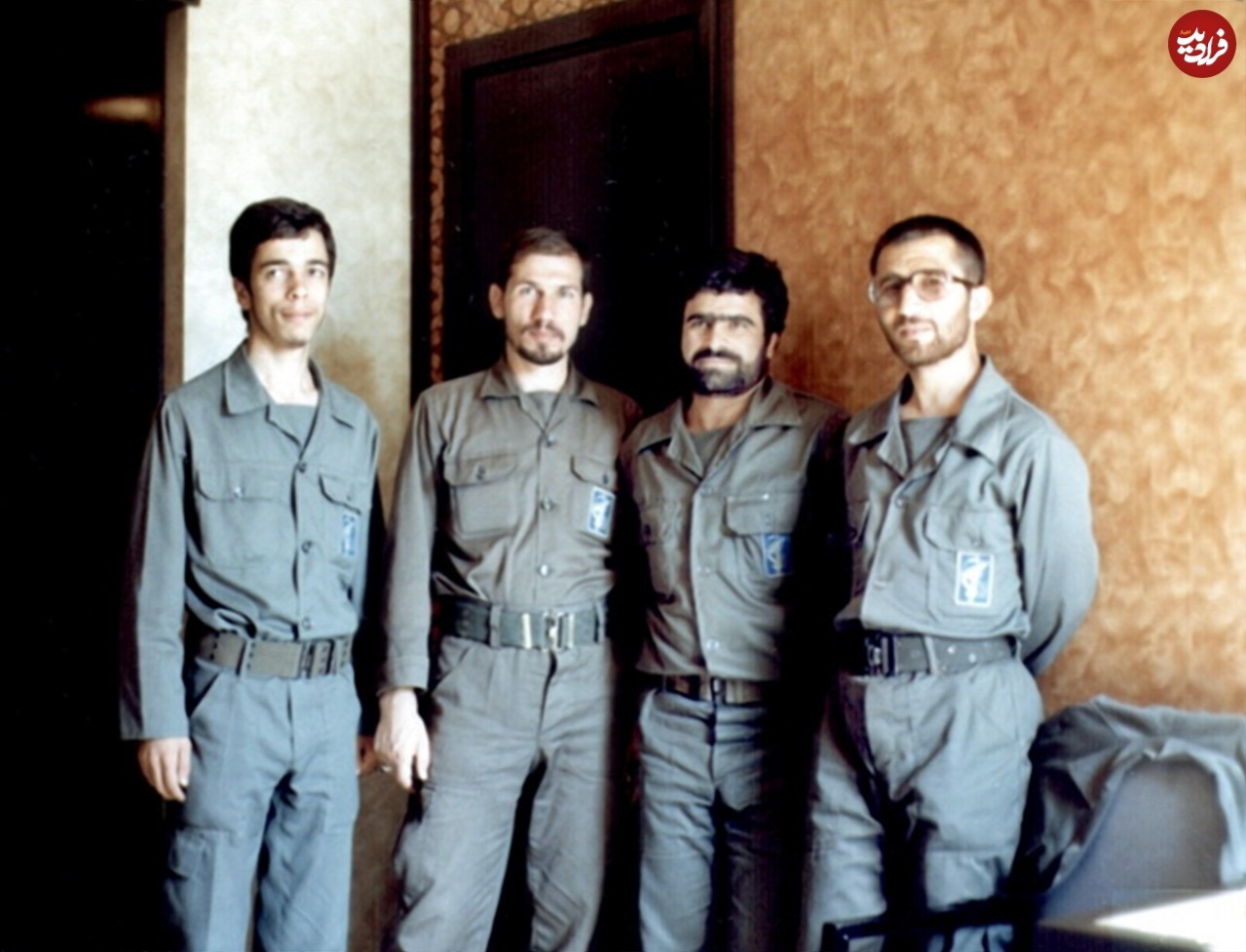 سرلشکر باقری در کنار هم رزمانش