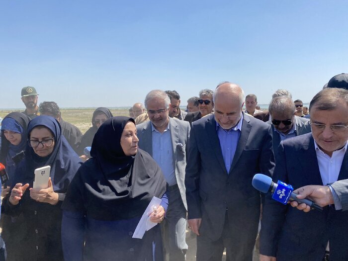 قالیباف در دریای خزر