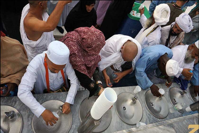 آب زمزم همراه حجاج در پرواز برگشت حج ۱۴۰۴ ممنوع شد