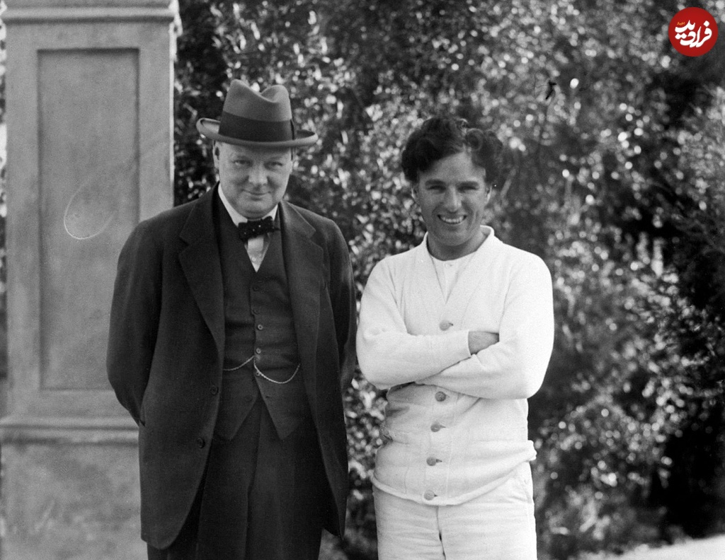 ژست بامزه چارلی چاپلین