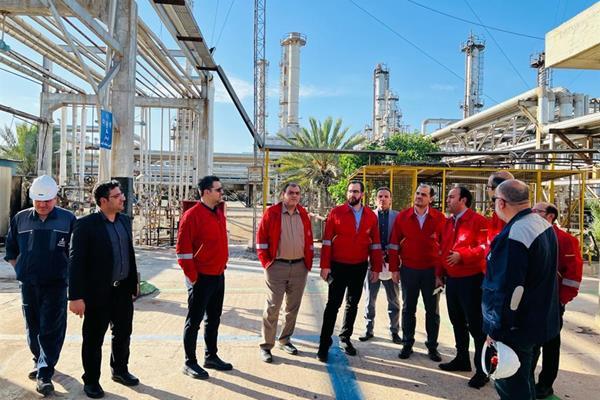 شیراز، پنجمین ایستگاه بازدیدهای دورهای/بازدید مدیر عامل شرکت نفت پاسارگاد از مجتمع شیراز شیراز، پنجمین ایستگاه بازدیدهای دورهای/بازدید مدیر عامل شرکت نفت پاسارگاد از مجتمع شیراز