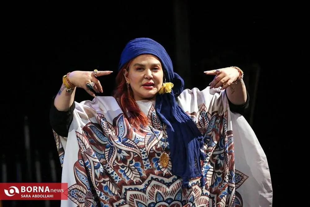 گریم و لباس بهاره رهنما