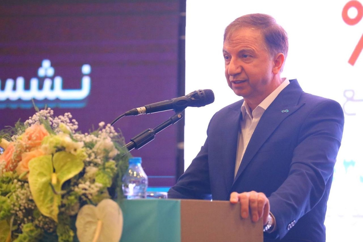 کارنامه عملکرد ۱۰۰ روزه بانک دی گویای آغاز تحول است کارنامه عملکرد ۱۰۰ روزه بانک دی گویای آغاز تحول است