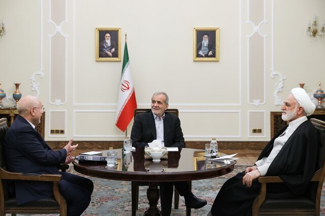 نشست مشترک سران قوا