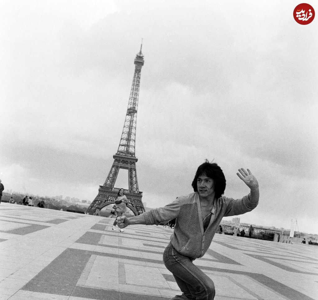 هنرنمایی جکی چان مقابل برج ایفل