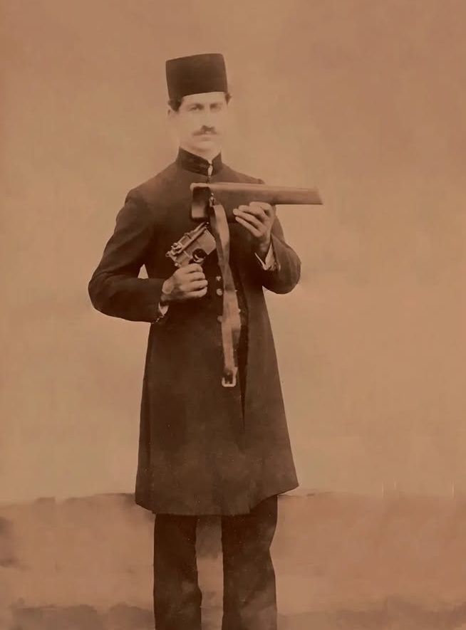 چهره عجیب میرزا کوچک جنگلی