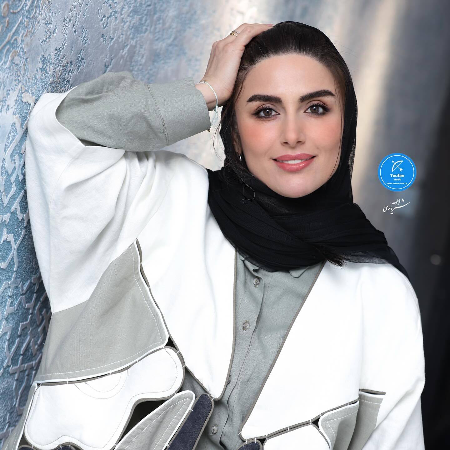 طاهره سریال لحظه گرگ‌و‌میش ب