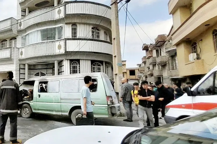 ون سبز تصادف کرده با آمبولانس ون سبز تصادف کرده با آمبولانس