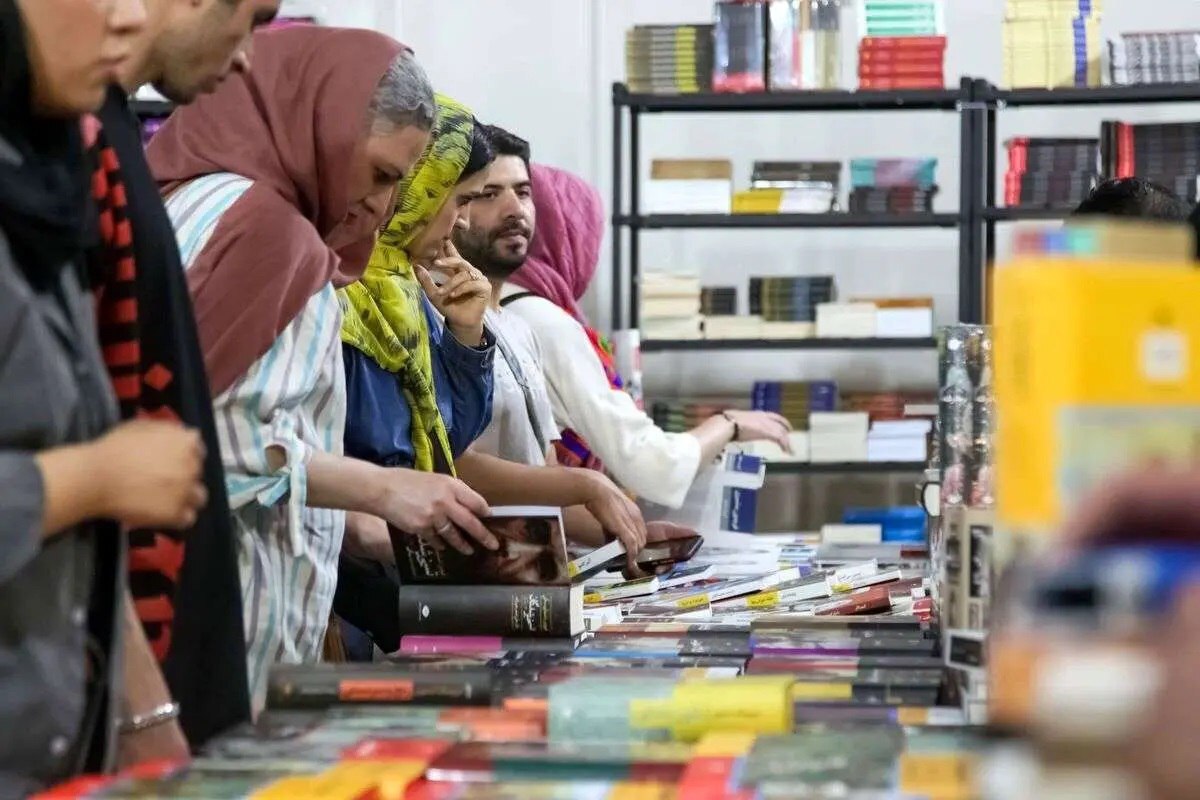 تقارن نمایشگاه‌های کتاب تهران و دوحه؛ آزمونی تازه برای تعامل نشر منطقه