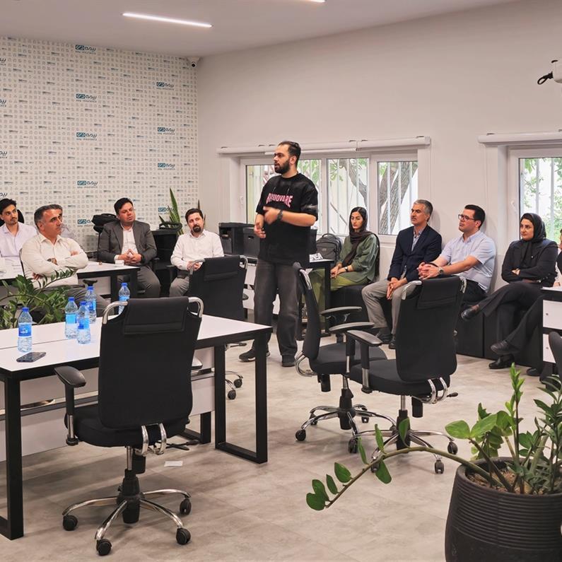 «اتاق فرار هوش سیاه»؛ تجربه‌ای متفاوت از آموزش در بیمه دی