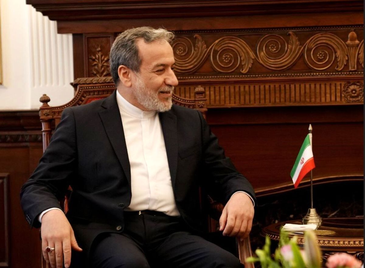 سفر دیپلماتیک عراقچی به ابوظبی