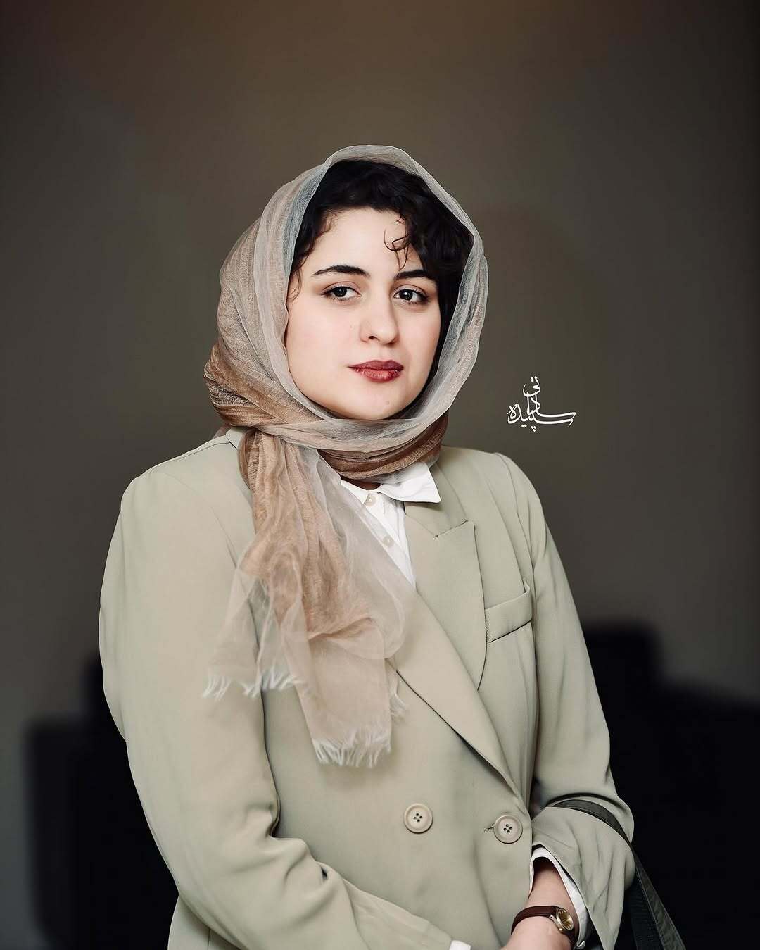 استایل رسمی فاطیما بهارمست