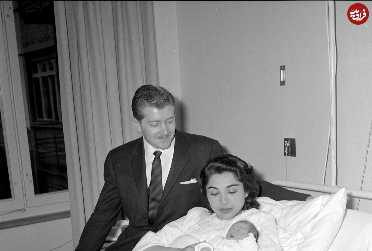 فاطمه پهلوی در روز زایمان