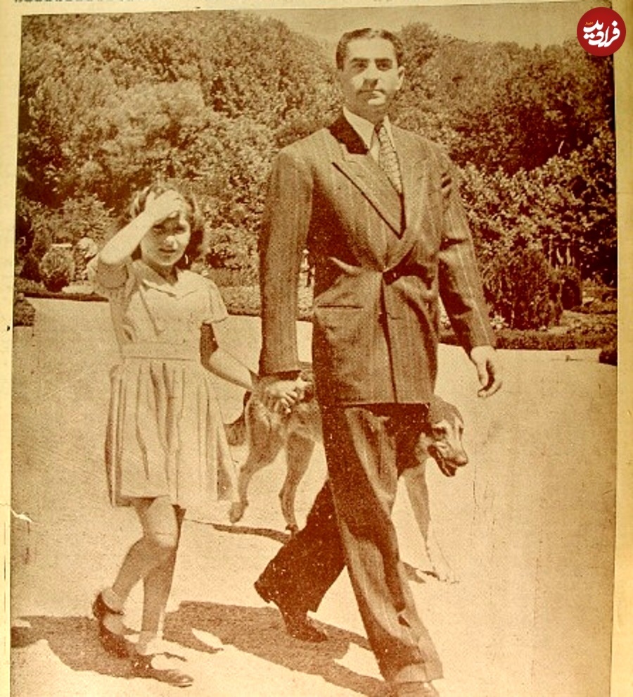 ژست جالب از شهناز پهلوی