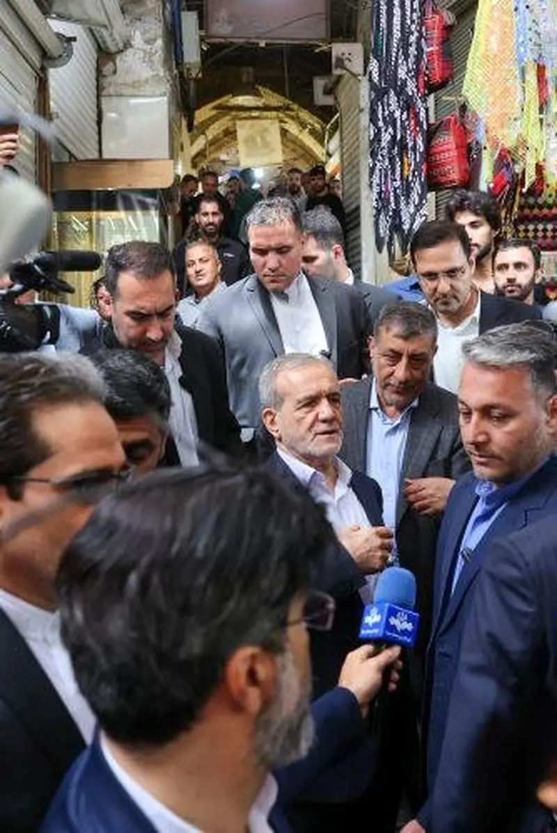 مسعود پزشکیان در بازار