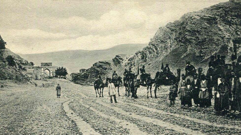 دروازه قرآن شیراز حدود ۱۵۰ سال پیش