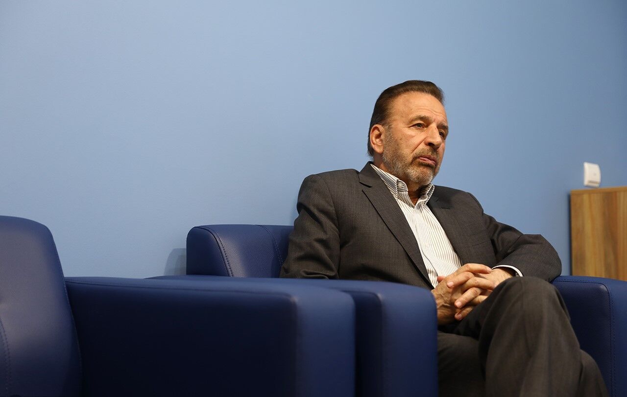 محمود واعظی