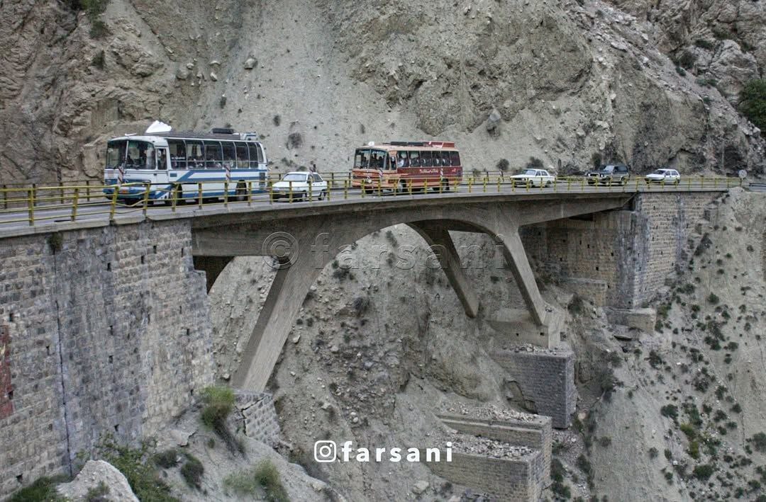 اتوبوس‌های بنز قدیمی