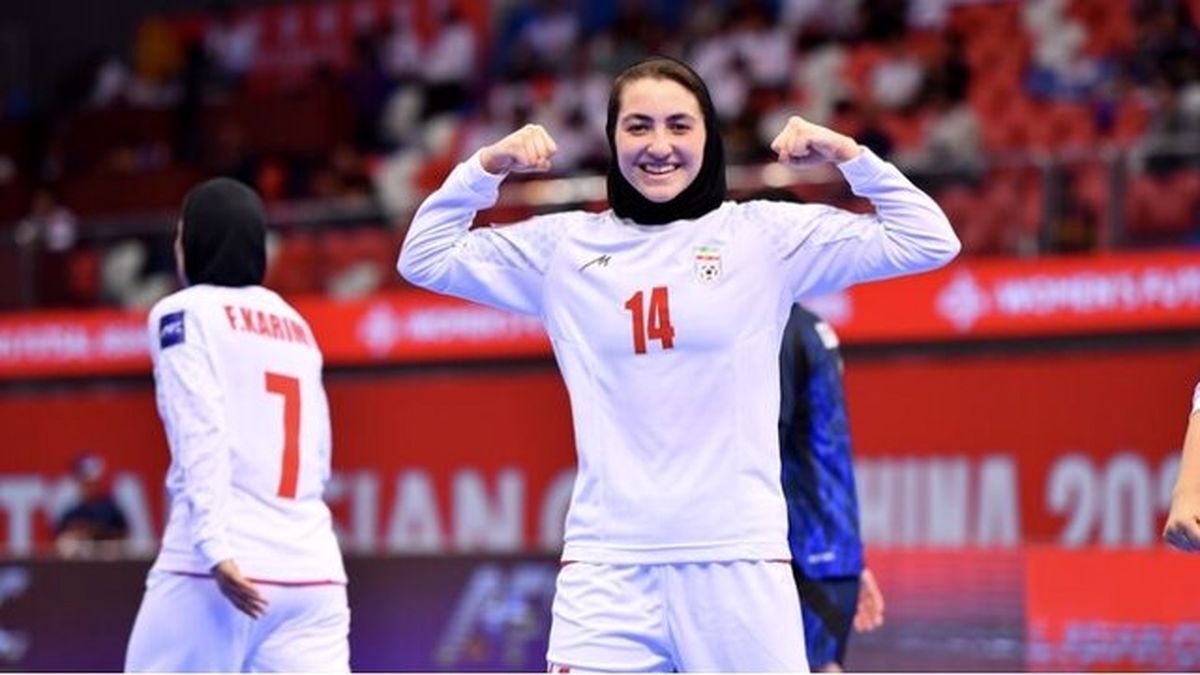 تاج افتخار آسیا بر سر بازیکن فوتسال ایران