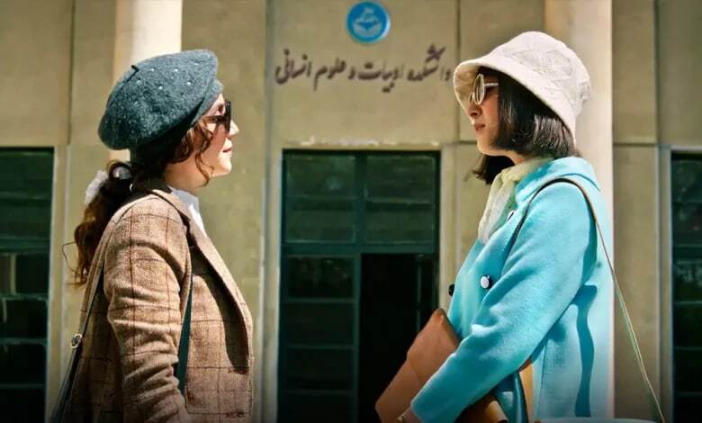دو بازیگر سریال تاسیان جلو دانشکده ادبیات